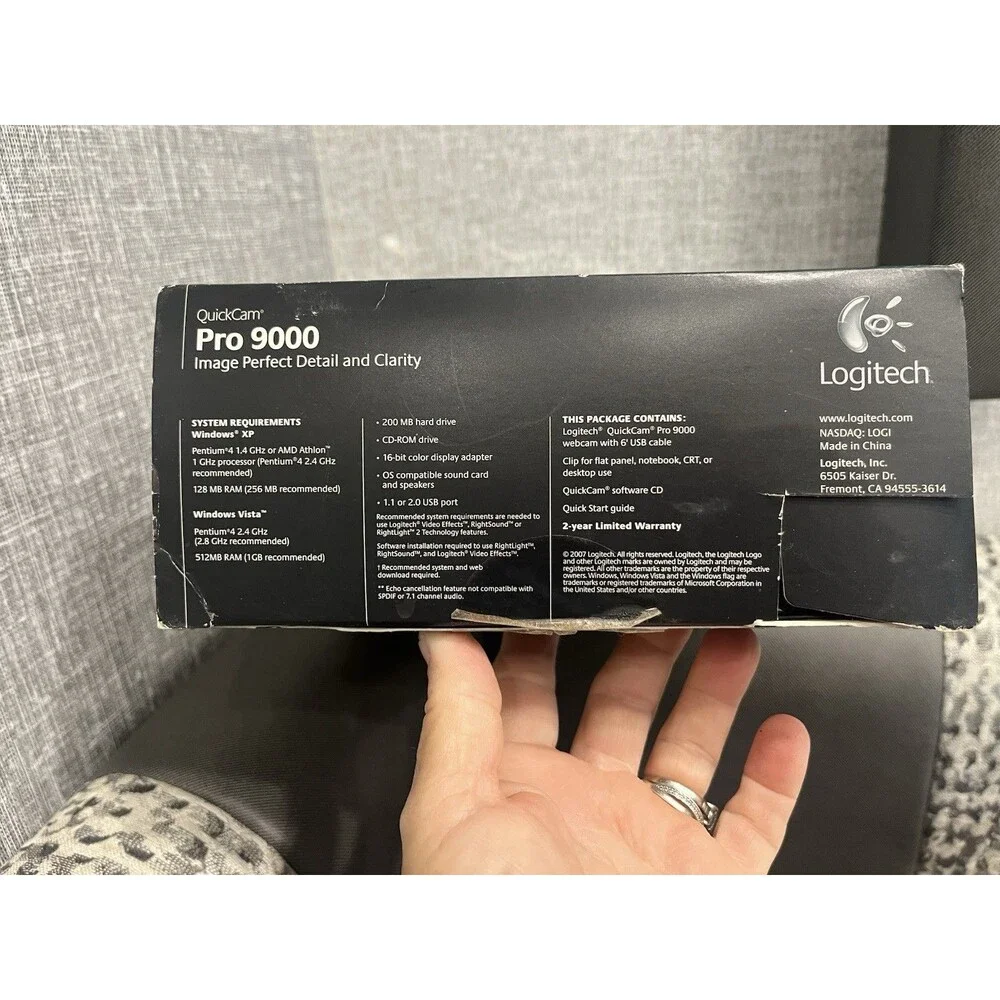 Logitech Webcam Pro 9000 High Definition HD Video Auto Focus Microphone